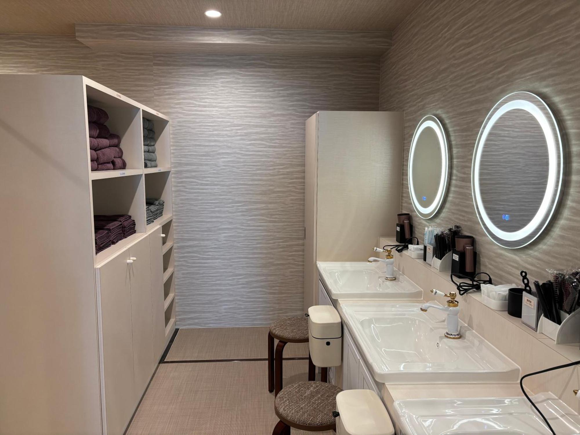 Capsule Hotel ناغاساكي المظهر الخارجي الصورة